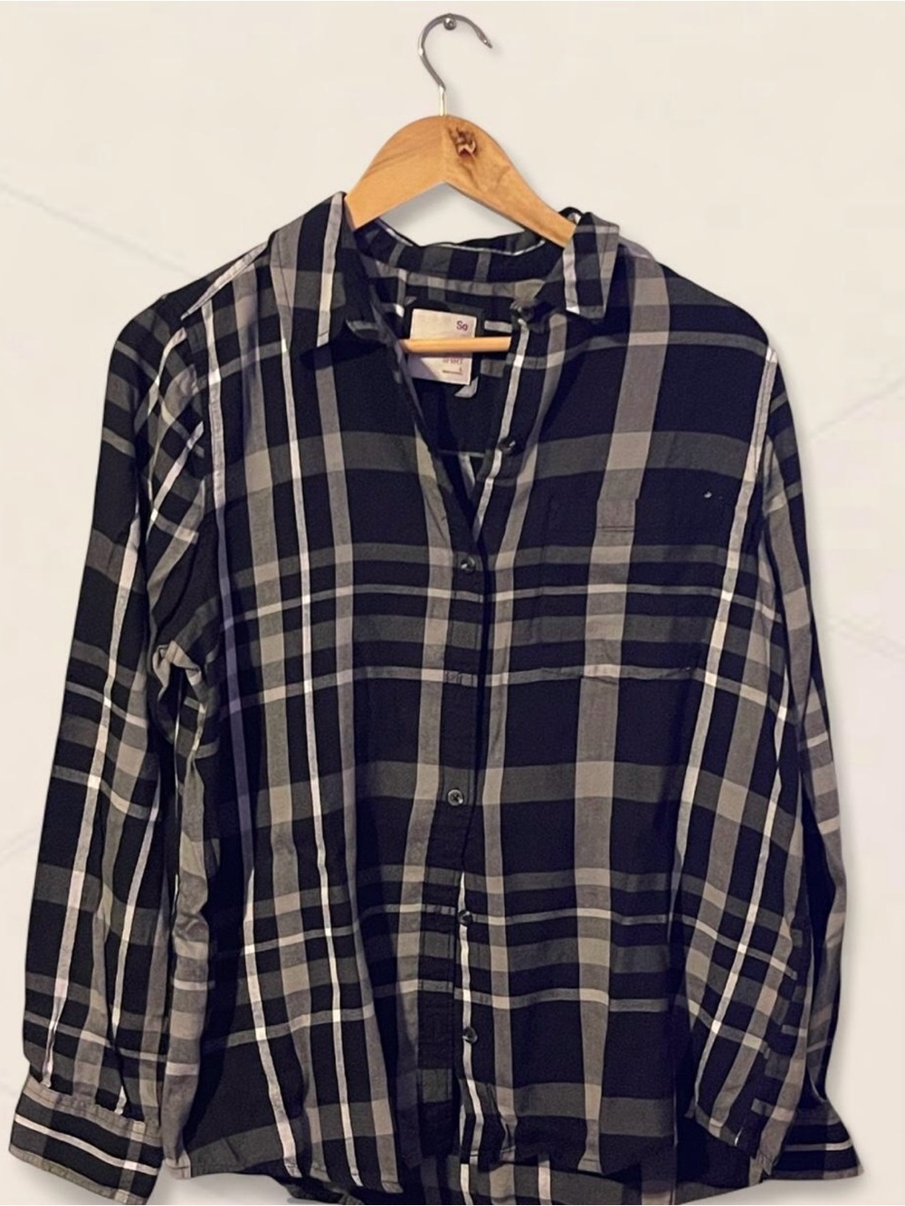SO Favorite Shirt Black Gray Plaid Flannel Button Down Women’s Large